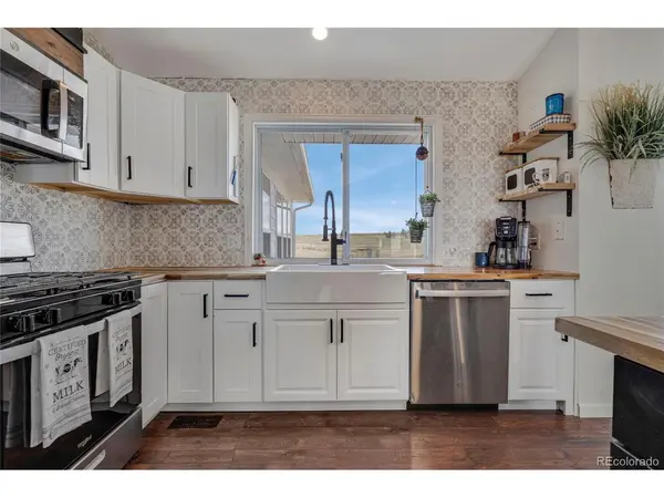 45523 Sun Country, Elizabeth, CO 80107