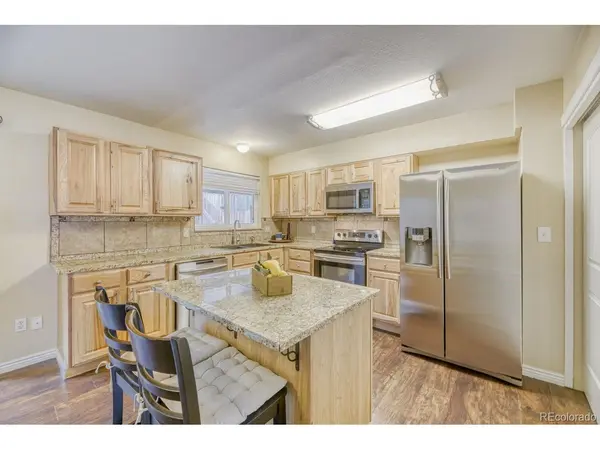 11449 W 17th, Lakewood, CO 80215
