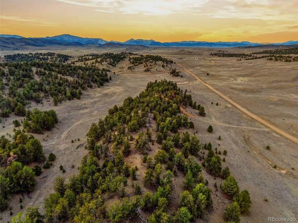 585 Vaquero, Como, CO 80432