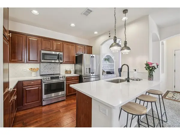 9528 Cedarhurst #B, Highlands Ranch, CO 80129
