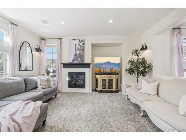 9528 Cedarhurst #B, Highlands Ranch, CO 80129