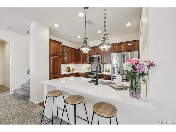 9528 Cedarhurst #B, Highlands Ranch, CO 80129