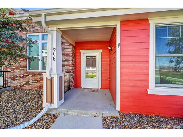 10533 Paris #606, Commerce City, CO 80640