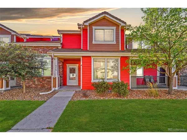 10533 Paris #606, Commerce City, CO 80640