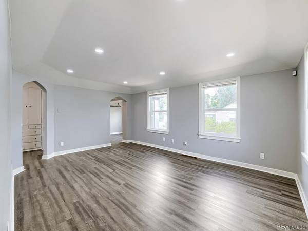 1187 Syracuse, Denver, CO 80220