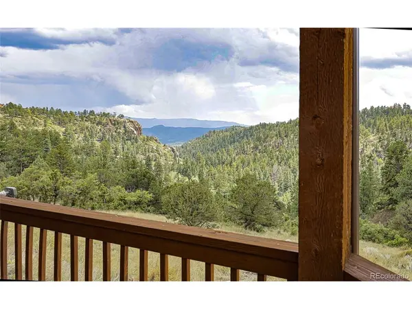 62 Cheyenne, Florissant, CO 80816