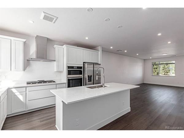75 Ascent, Englewood, CO 80112