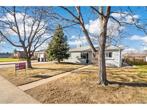 4831 Depew, Denver, CO 80212