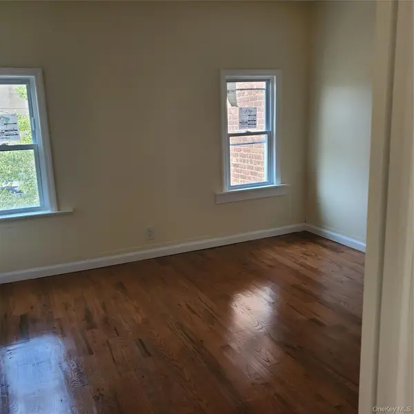 107-07 157th ST, Jamaica, NY 11433