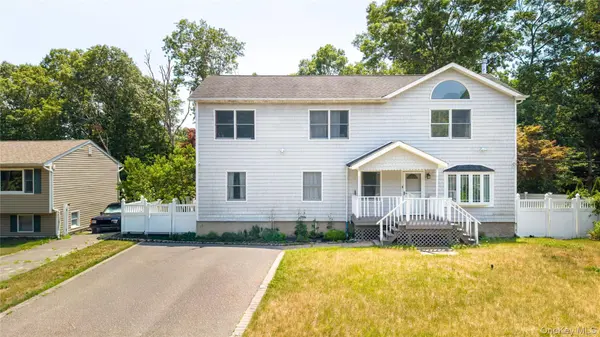 4478 Express DR, Ronkonkoma, NY 11779