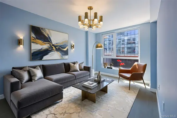 35-20 146th ST #3D, Flushing, NY 11354