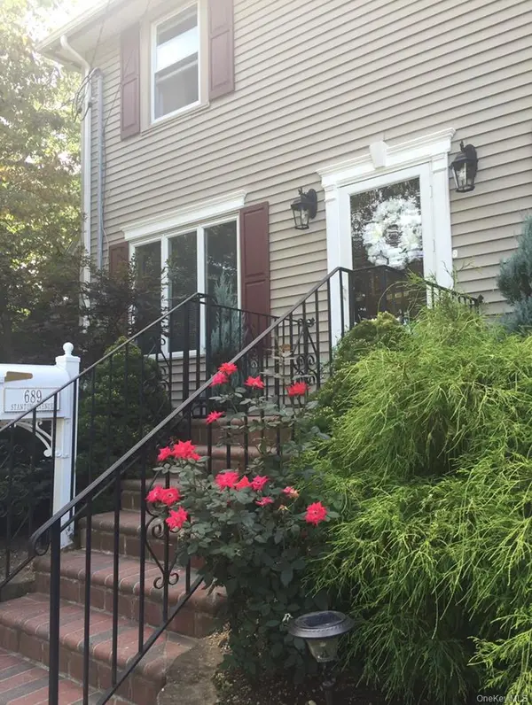 689 Stanton AVE, North Baldwin, NY 11510