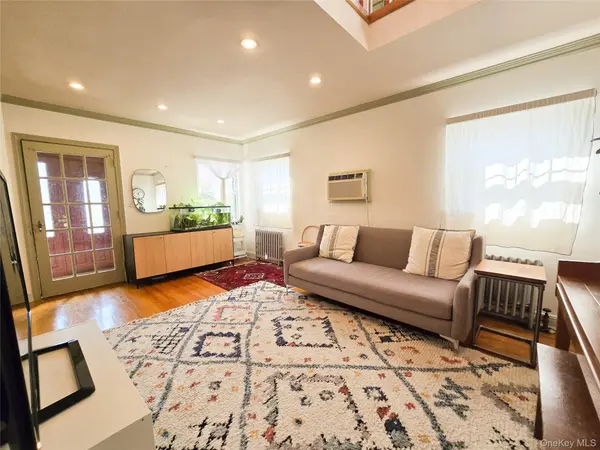 56-16 212 ST, Bayside, NY 11364