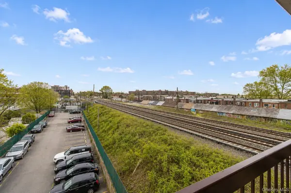 87-30 62nd AVE #4G, Rego Park, NY 11374