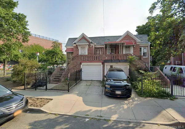 4805 Poyer ST, Elmhurst, NY 11373