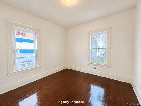 131 Vista PL, Mount Vernon, NY 10550
