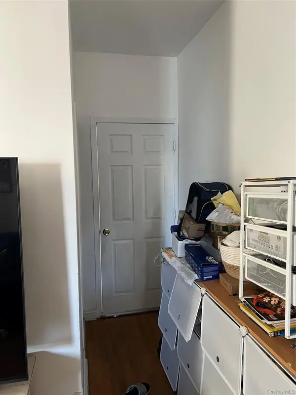 10309 32nd AVE, East Elmhurst, NY 11369