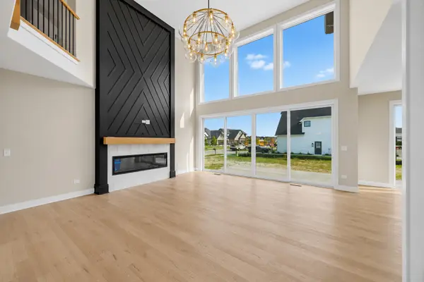 13035 Spirea Avenue, St. John, IN 46373
