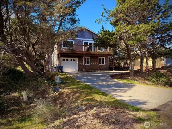 459 S Bel Air LOOP, Ocean Shores, WA 98569