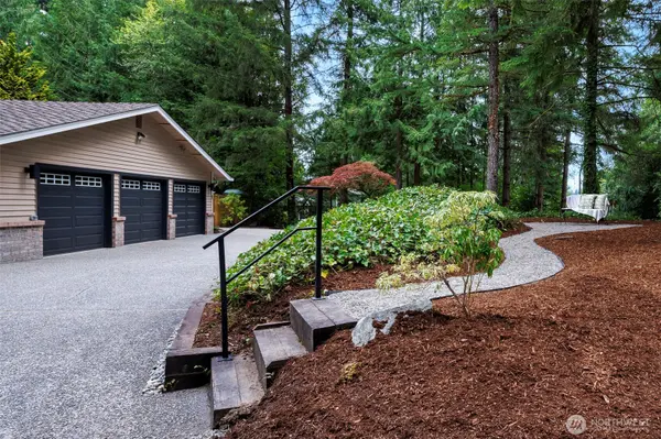 19920 NE 185 ST, Woodinville, WA 98077