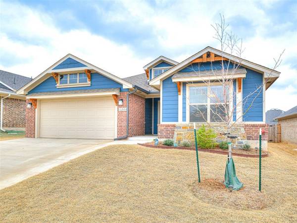11208 NW 136th TER, Yukon, OK 73099