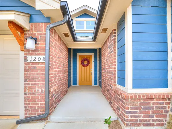 11208 NW 136th TER, Yukon, OK 73099