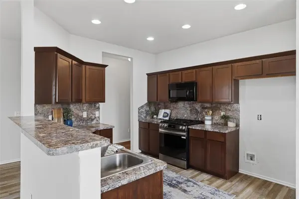 2316 Bradford CIR, Newcastle, OK 73065