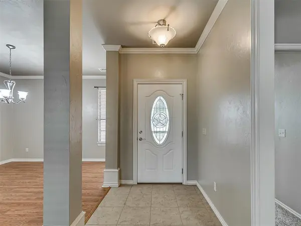 2933 Firewheel RD, Edmond, OK 73013