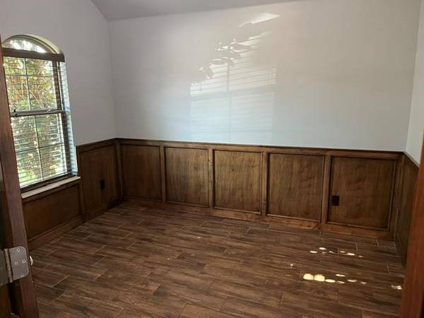 7204 Stinchcomb DR, Oklahoma City, OK 73132