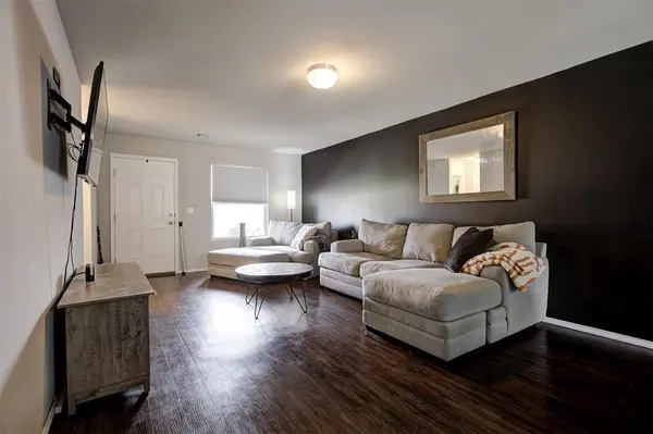 21186 Winding Brook, Harrah, OK 73045