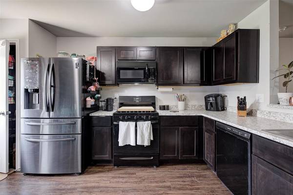 21186 Winding Brook, Harrah, OK 73045