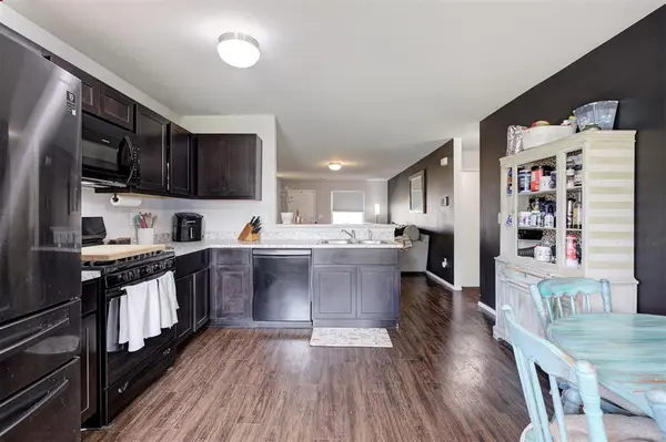 21186 Winding Brook, Harrah, OK 73045