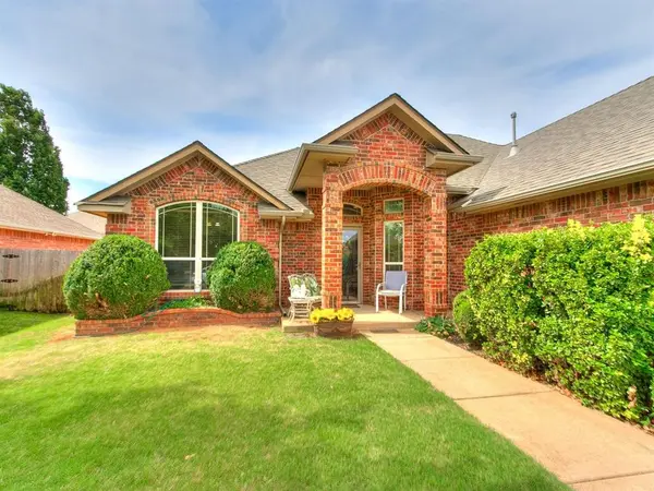 10628 NW 39th ST, Yukon, OK 73099
