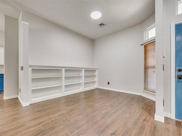 221 Victory DR, Norman, OK 73072