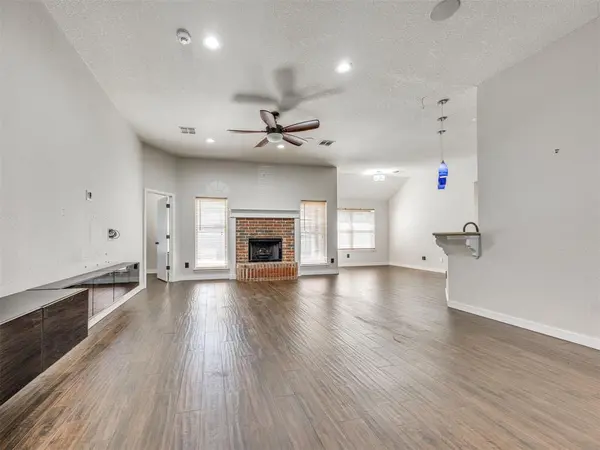 221 Victory DR, Norman, OK 73072