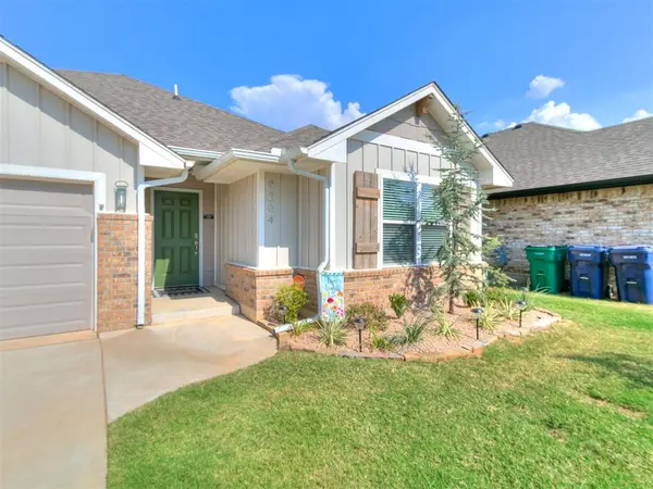 9204 Anaum LN, Yukon, OK 73099