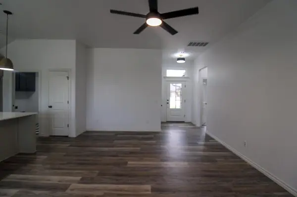 532 Grand Sycamore WAY, Washington, OK 73093