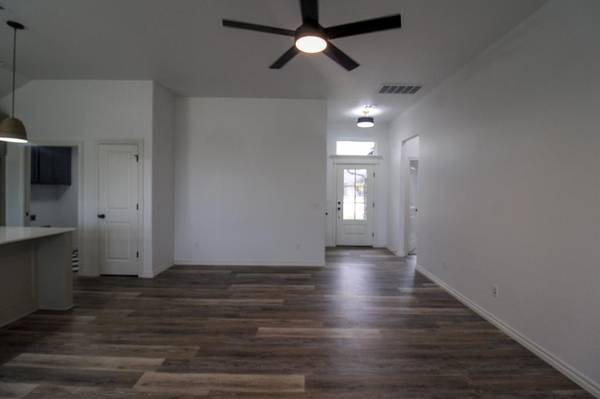 532 Grand Sycamore WAY, Washington, OK 73093