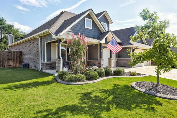 12821 SW 6th ST, Yukon, OK 73099
