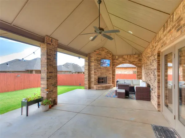 2251 E Kellan Court TER, Mustang, OK 73064