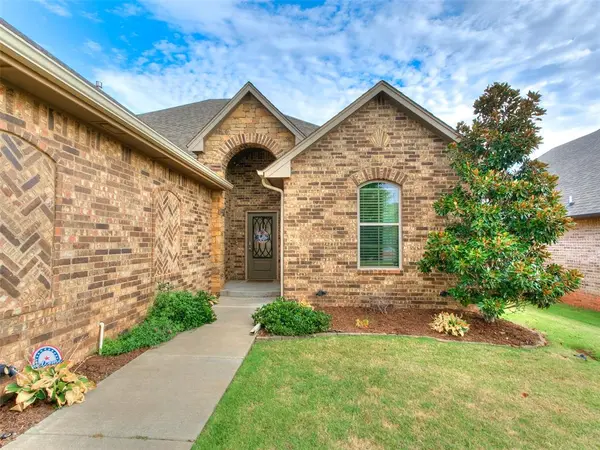 2251 E Kellan Court TER, Mustang, OK 73064