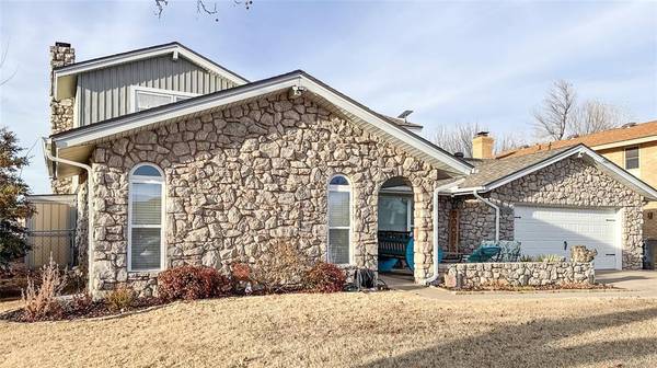11501 Carriage DR, Yukon, OK 73099