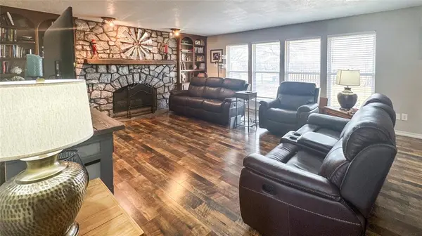 11501 Carriage DR, Yukon, OK 73099
