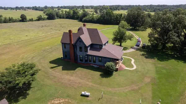 1253 N 4255 RD, Hugo, OK 74743