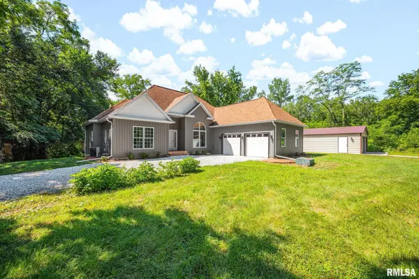 521 FANTASY LN, Chillicothe, IL 61523