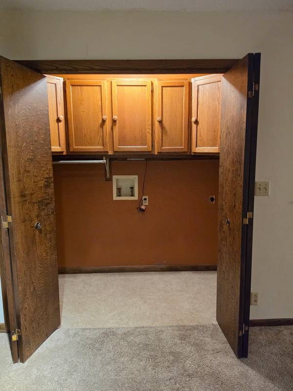 1009 Ruth Ann Dr, Dodge City, KS 67801