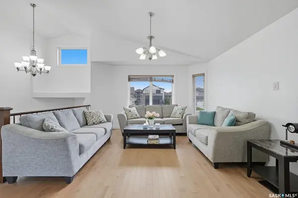 455 Hastings CRESCENT, Saskatoon, SK S7V 0C8
