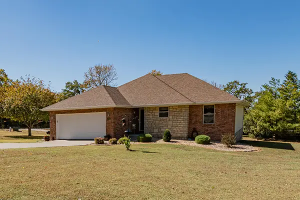 285 Uniqueville Lane,  Lampe,  MO 65681
