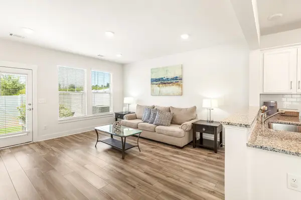 113 Shallons DR, Greenville, SC 29609