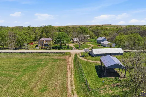 22507 Hessdale RD, Alma, KS 66507